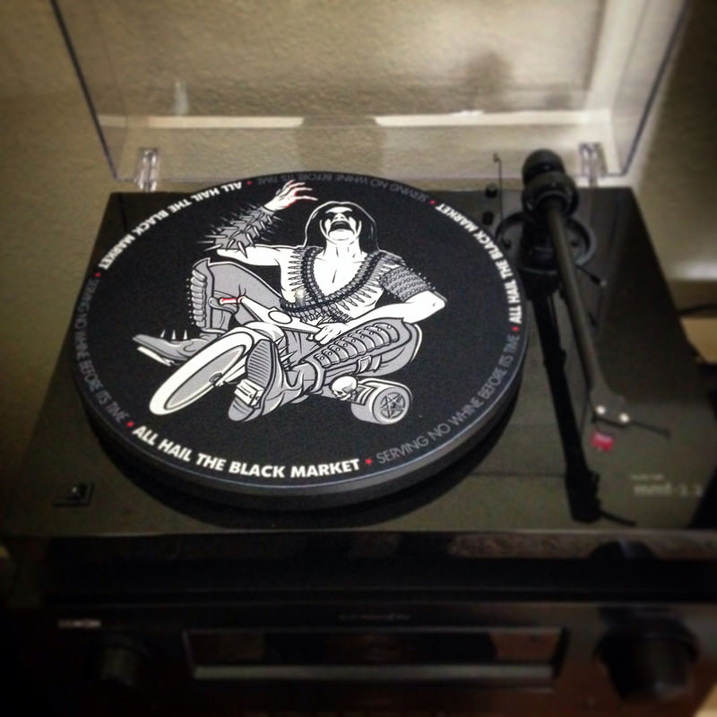 Turntable mat